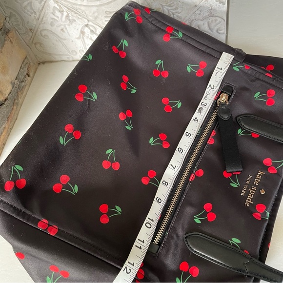 Kate Spade ♠️ Chelsea Nylon Tote- Black Cherry Print- Baby Bag - Picture 16 of 16